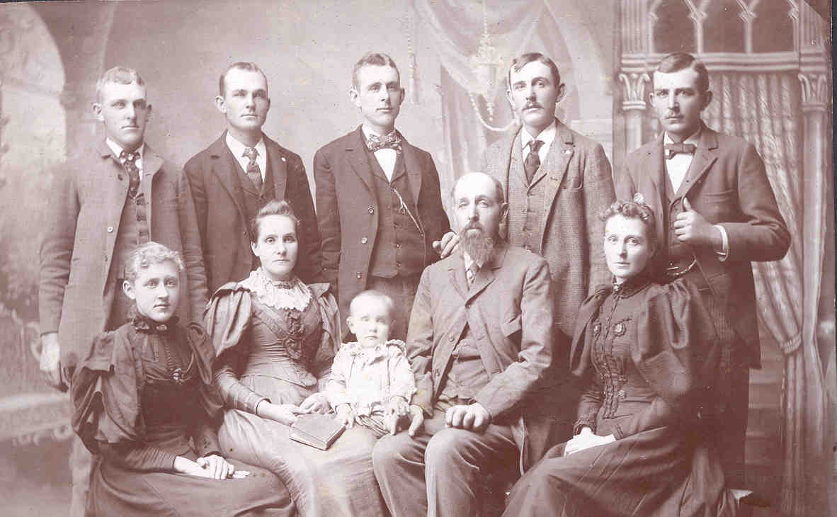 Benjamin Watters Colaw and family
