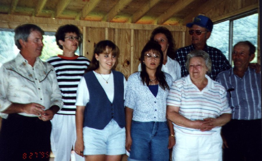 Paul and Glenna Colaw and family