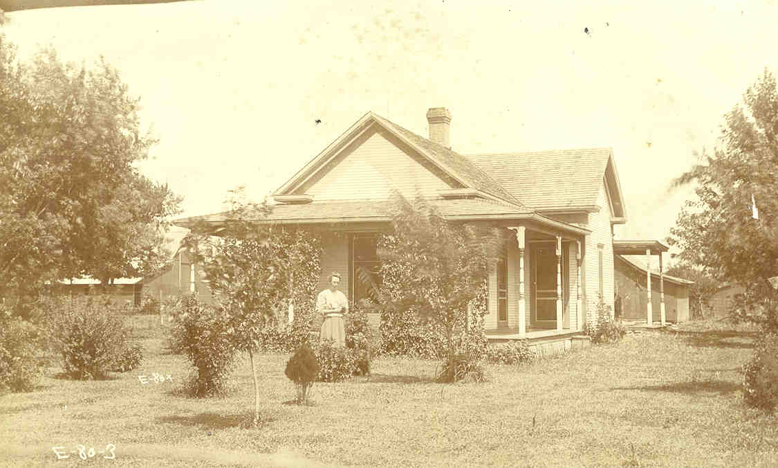 Papa Frank Colaw's house near Rest, Kansas
