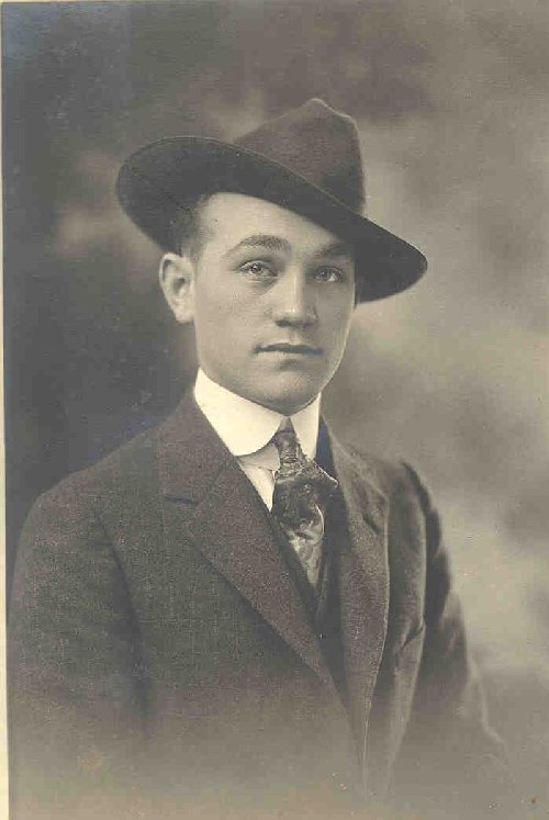 Robert Ray Colaw